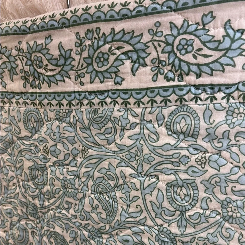 Elegant Floral Pattern Pillow Cover King set of two